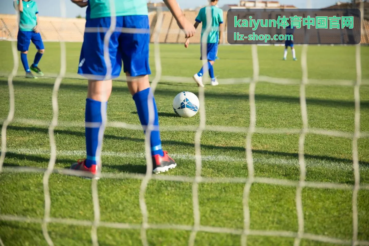kaiyun体育中国官网篮球职业联赛现场球员比赛画面